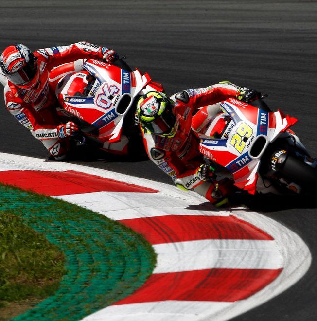 Iannone: «Sensazioni incredibili». Rossi: «Difficoltà in frenata»