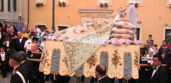 Oggi il ringraziamento all’Assunta e la processione 