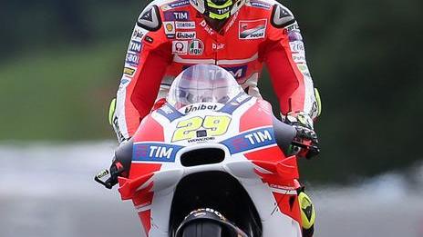 Due fulmini rossi in Austria Iannone brucia Dovizioso
