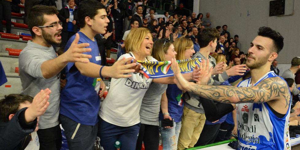 La Dinamo scalda i motori: il 22 si riparte 