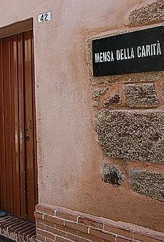 Il Ferragosto triste di chi non ha nulla: volontari al lavoro 