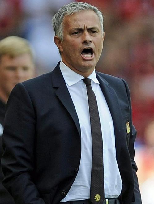 Lo United di Mou non sbaglia la prima 