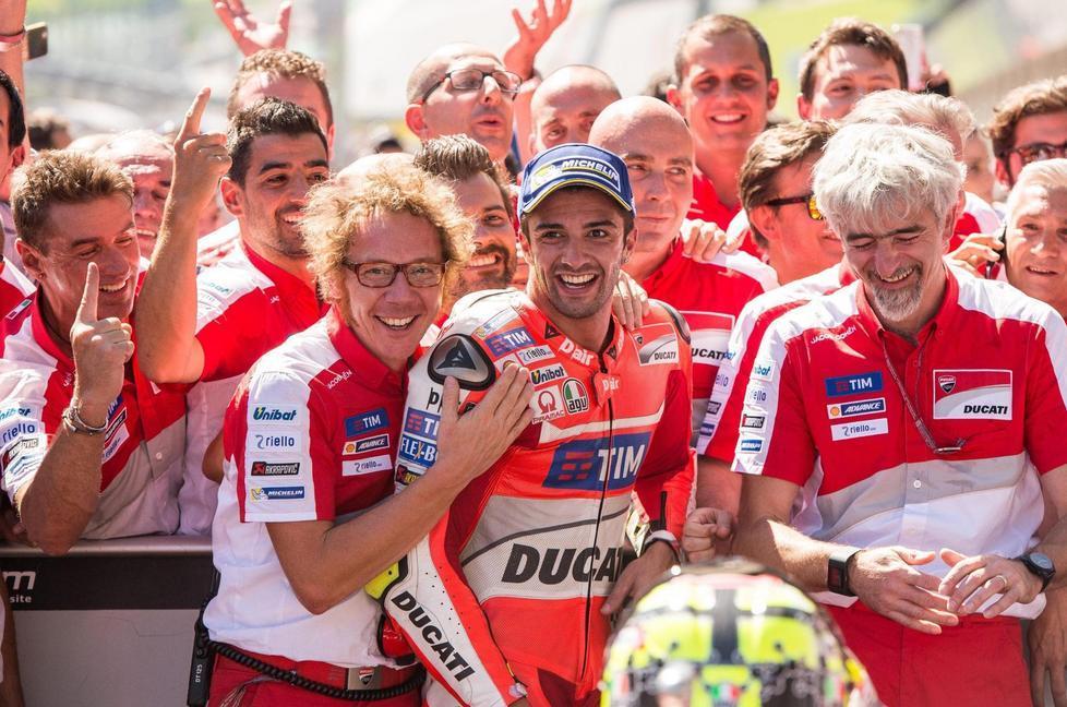 La Ducati spadroneggia Iannone resuscita la Rossa 