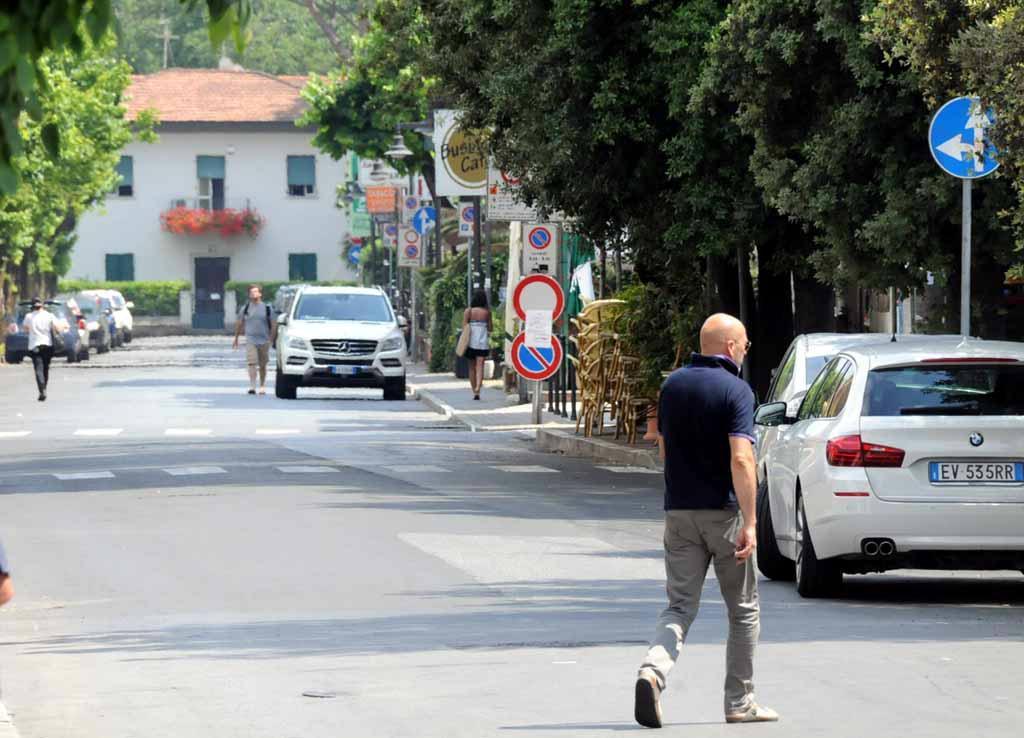 Schiamazzi notturni in via Zini: "Adesso basta"