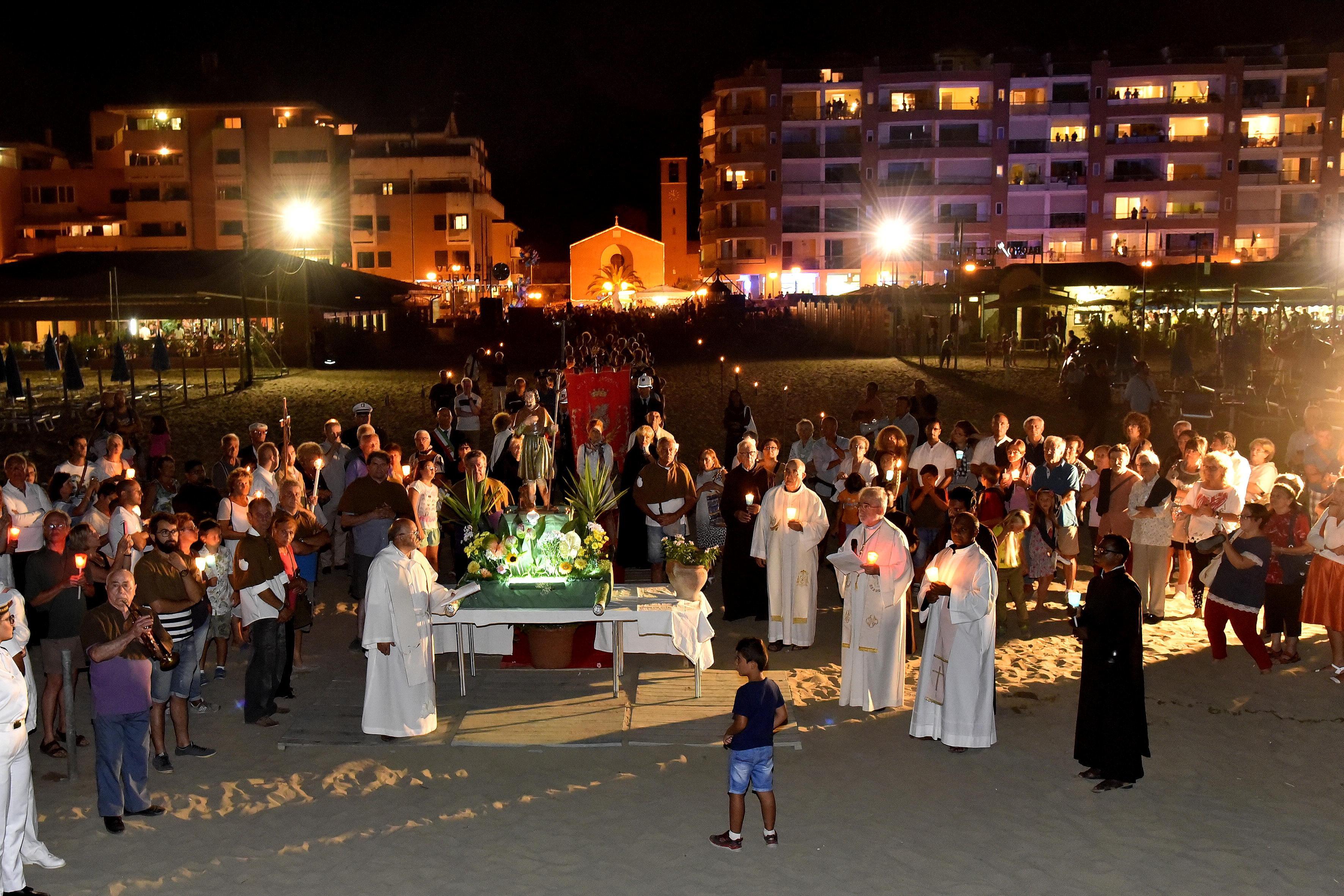 San Rocco, la processione (foto Bf) 