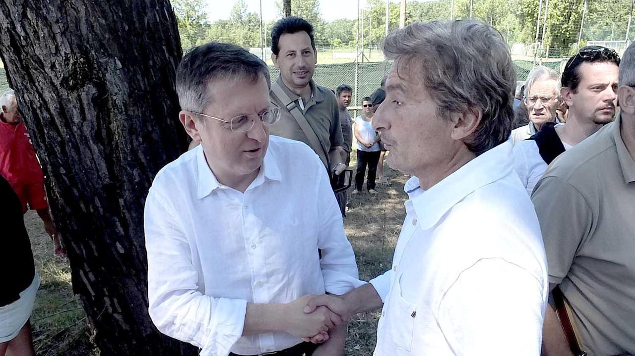 Il sindaco Marco Filippeschi e il proprietario del Pisa, Fabio Petroni