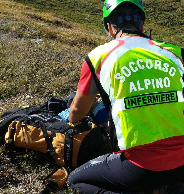 Cade di bicicletta all’Ovovia, trasportato con l’elicottero all’ospedale di Lucca