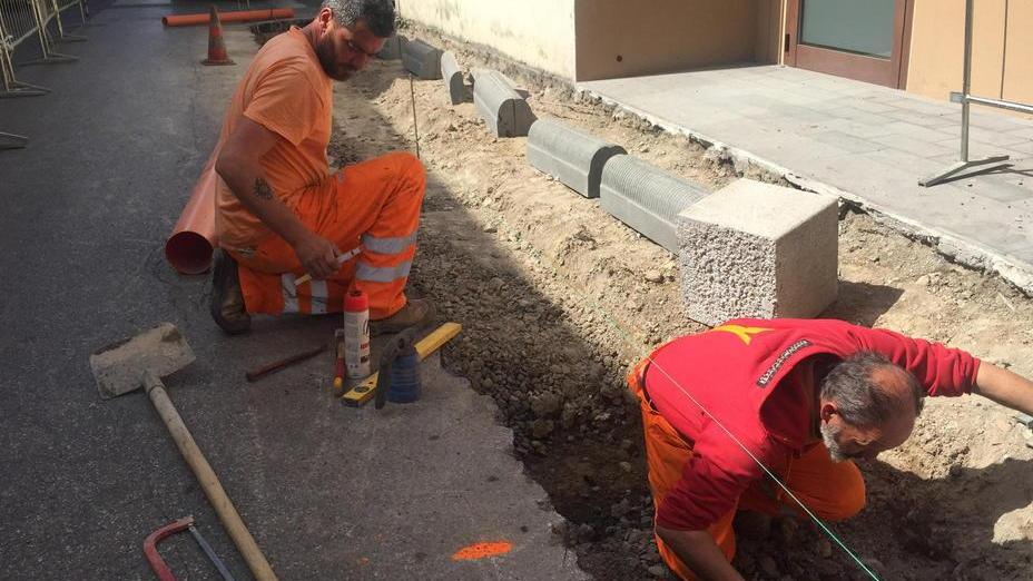 Marciapiedi da rifare cantieri anche in periferia