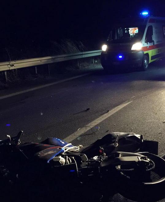 Giallo sulla dinamica, si indaga sul ruolo della motocicletta 