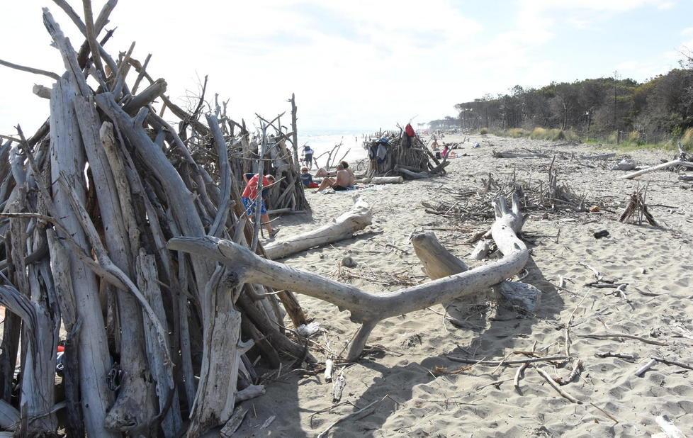 «Salviamo i capanni sulla spiaggia» 