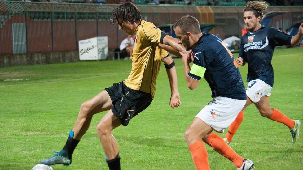 Lucchese a caccia di un difensore