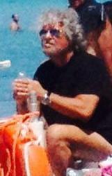 Grillo sullo yacht di De Marco Con lui politici e miliardari