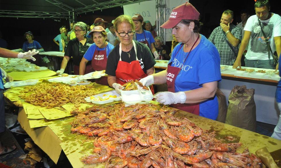Grande folla per la Sagra del pesce