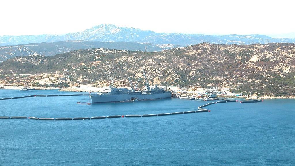 La base militare dell'isola di Santo Stefano nell'arcipelago maddalenino