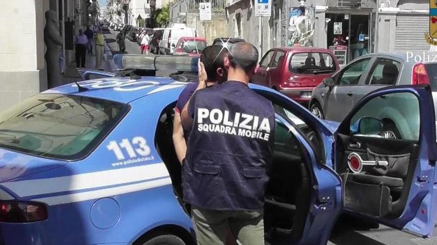 C’è l’ipotesi del complice in qualche ufficio pubblico