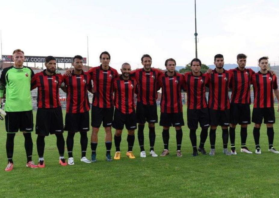 Lucchese, presentazione in grande stile 