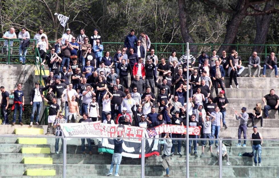 Coppa, Massese senza tifosi a Viareggio 