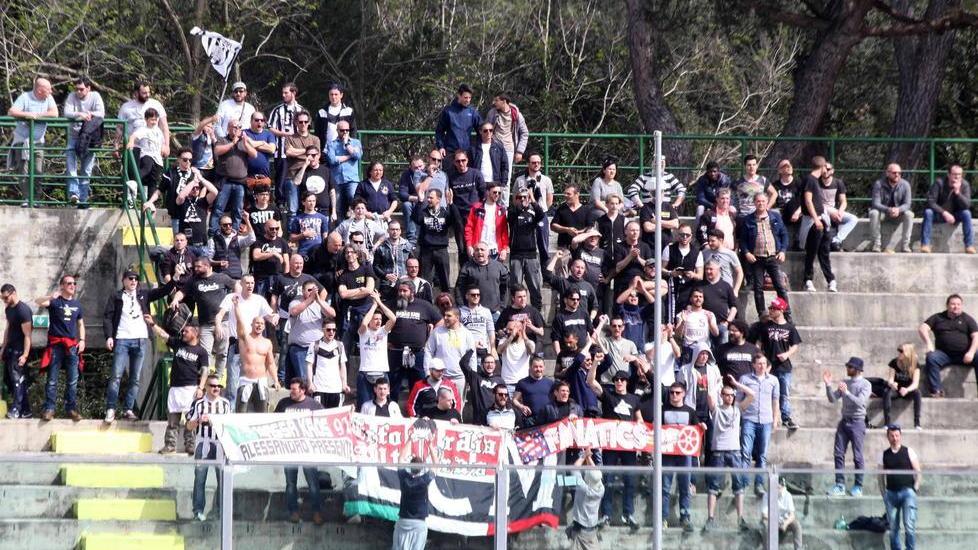 Coppa, Massese senza tifosi a Viareggio