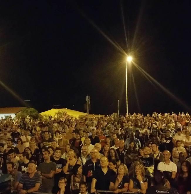 Tremila sotto le stelle a Platamona 
