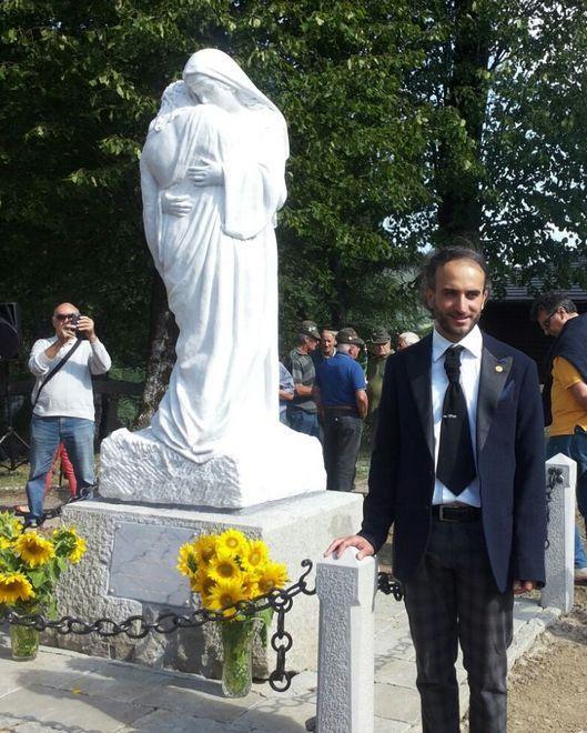 Monumento per ricordare le vittime della Foresta Verde