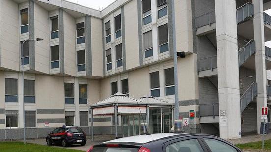 Tentato omicidio in via Panni: il pestato scappa e va a drogarsi