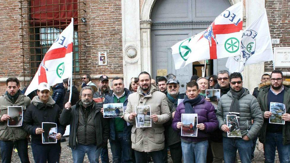 Ferrara, case ai richiedenti asilo: la Lega ‘avvisa’ i privati
