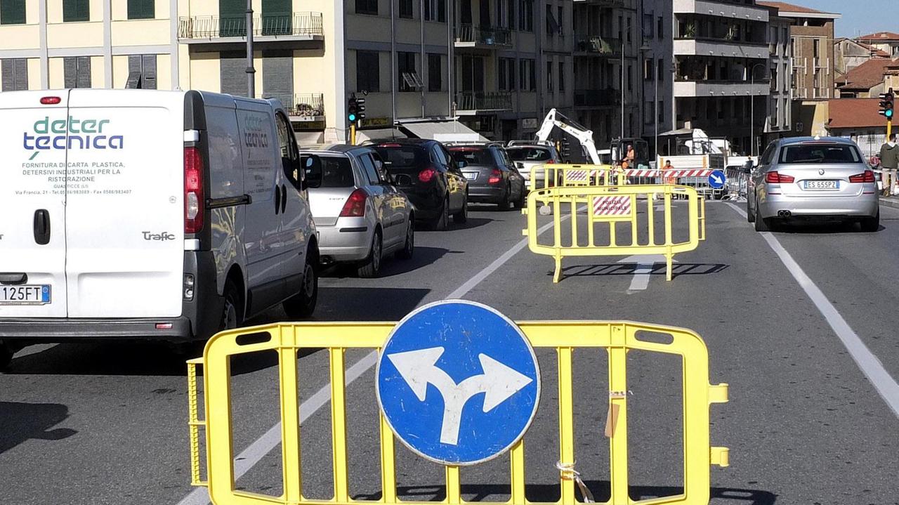 Lavori in corso, divieti e sensi unici per tre giorni