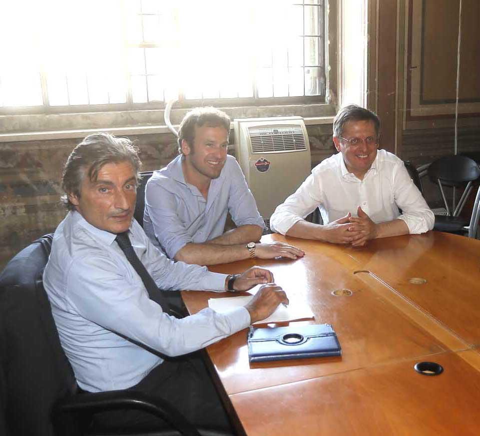 Il sindaco a giugno con Petroni e Sanzo (Muzzi)