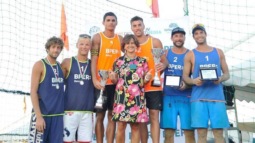 Beach Volley: Eugenio Amore incanta Pescara