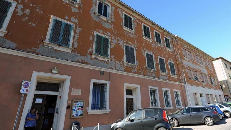 Ex licei, passano gli anni ma è ancora tutto fermo