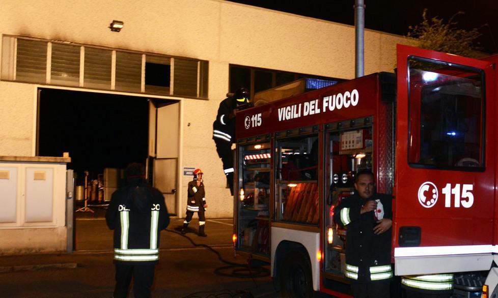 Incendio alla Pulsar, danni limitati
