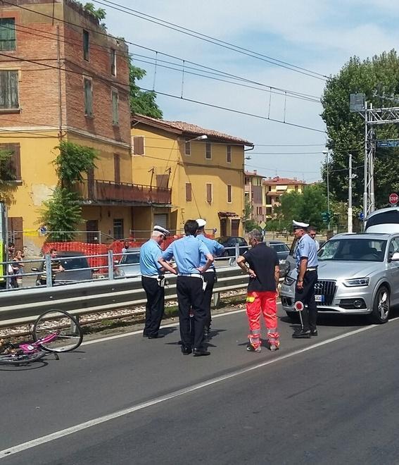 Badante muore travolta da auto Era in attesa di rivedere il figlio 