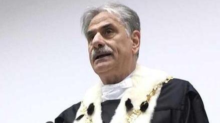Augello saluta l'Ateneo con un ritratto da 11.000 euro