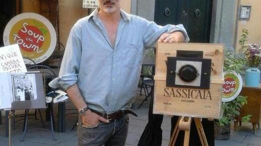 Fotografo ambulante per le vie di Lucca, successo da esportare