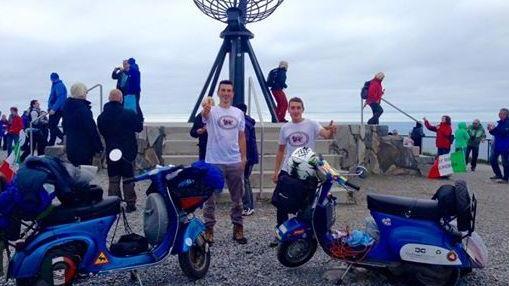 Fino a Capo Nord in sella alla Vespa Festa a Segromigno
