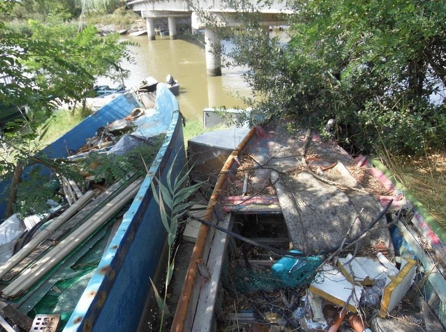 Discariche abusive vicino al Po di Volano 