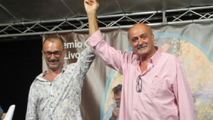 L'assessore Francesco Belais proclama Marco Dolfi vincitore del Premio Rotonda (Salvini Pentafoto)