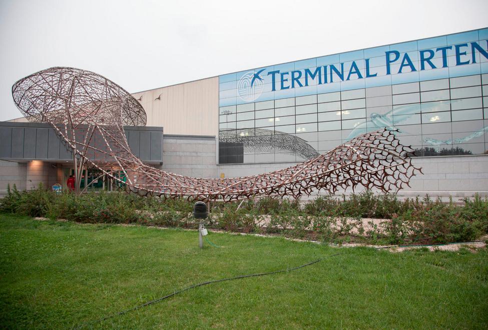 Aeroporto di Alghero, diecimila no contro la privatizzazione 