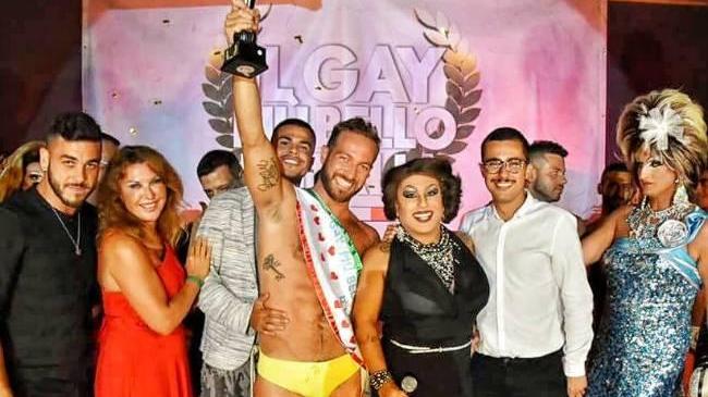 Il livornese Alessandro Falcinelli è il gay più bello d'Italia