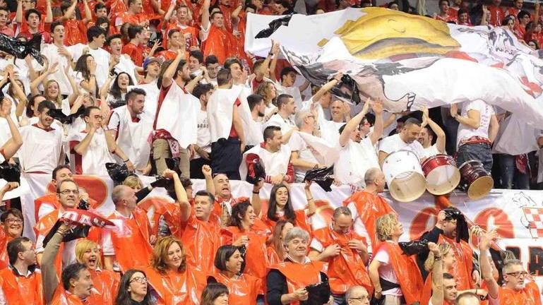 The Flexx, giù la maschera domani il primo allenamento