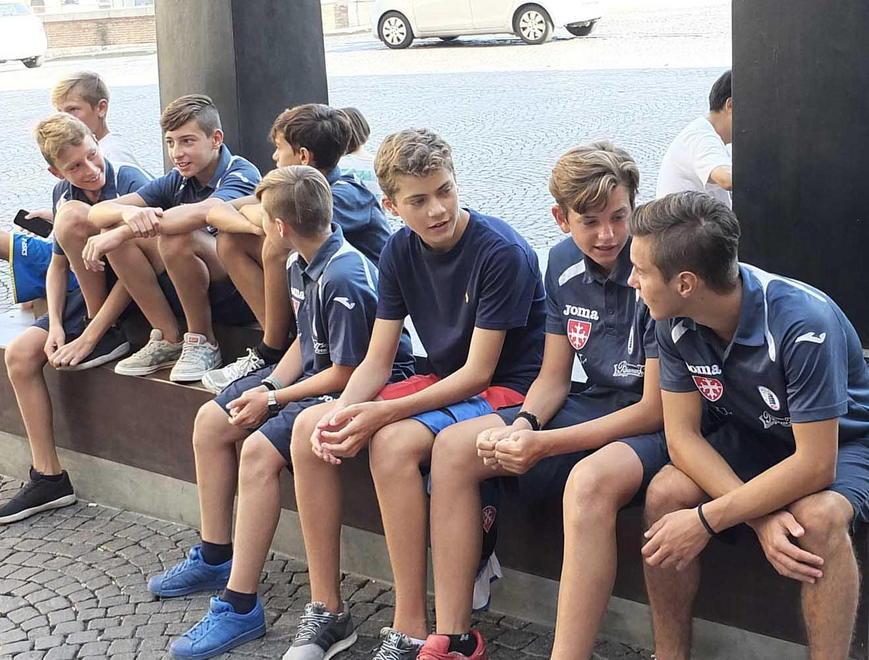 «Abbandonati da questa società» 