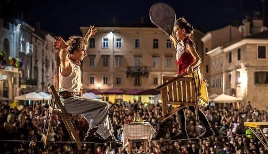 Per adulti e bambini domani tornerà il Circo del mare