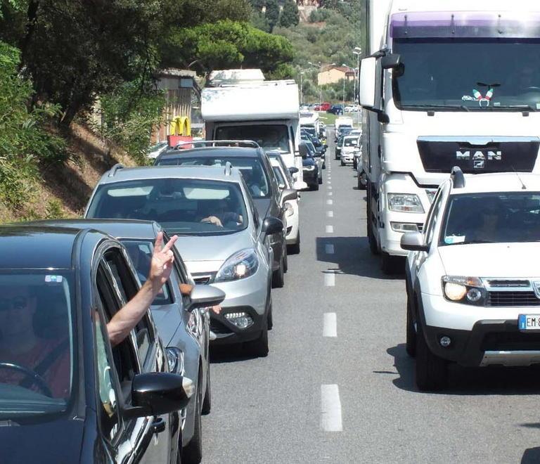 Oltre quarantamila persone sul porto 
