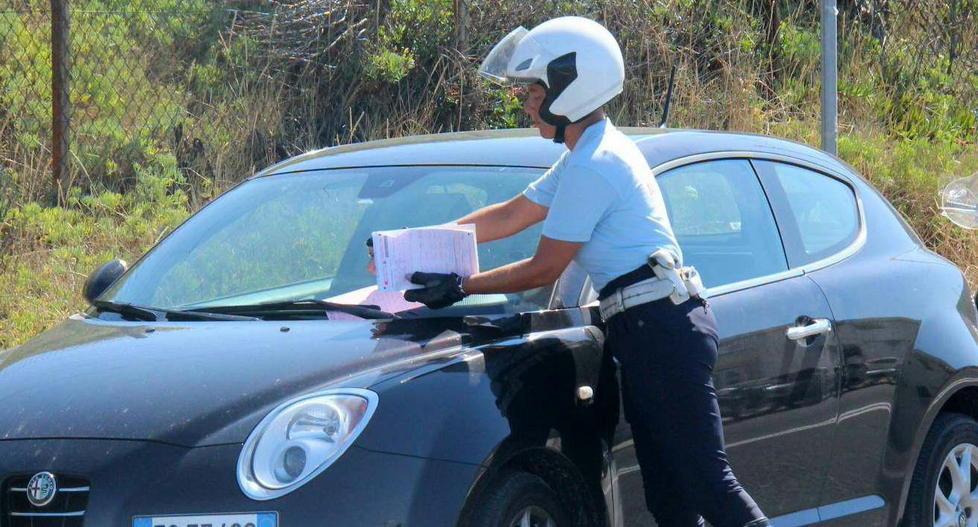 Multe per 700.000 euro ma molti non le pagano 