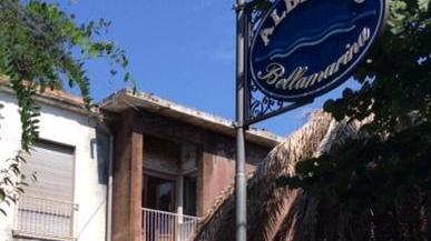 Ex hotel, l’invasione degli sbandati finisce in un esposto