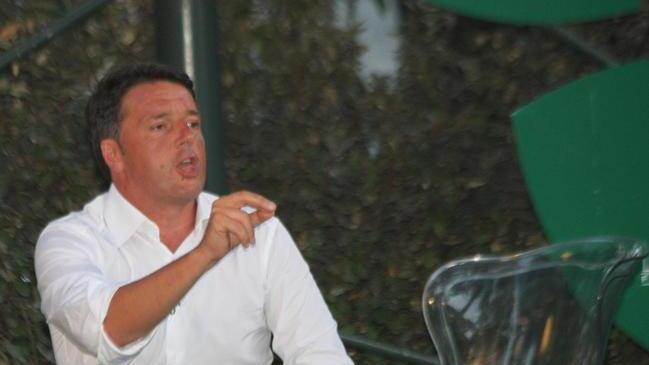 Renzi sui migranti: "Investire in Africa è la strategia giusta"