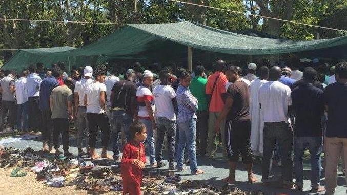 Moschea, la Lega Nord esulta per le 2.100 firme «La giunta ora rifletta»