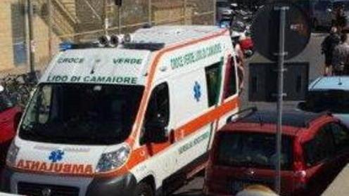 L’ambulanza si ferma al Muraglione