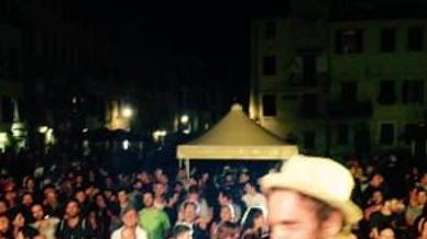 Successo per il concerto antiordinanza