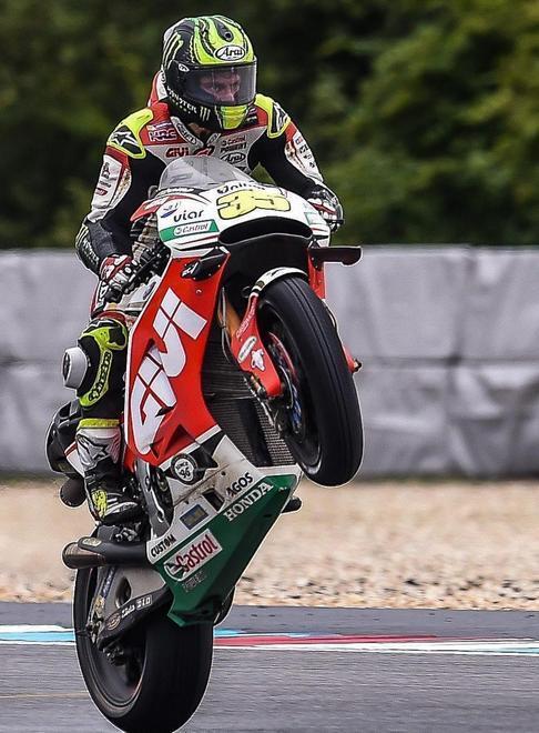 Ok, le gomme sono giuste Crutchlow e Rossi volano 
